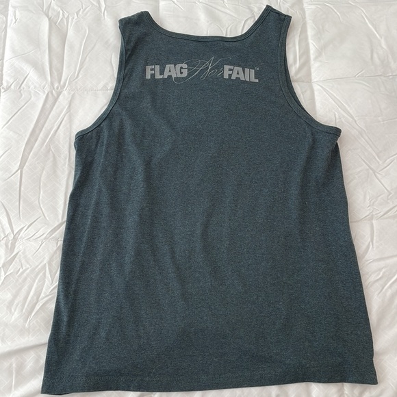 Flag Nor Fail Tank - Picture 4 of 4